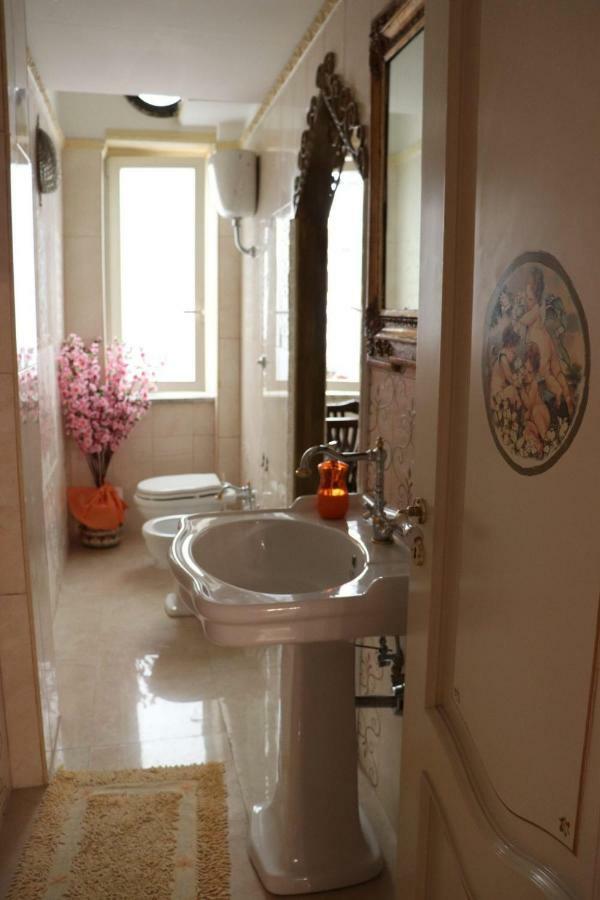 B&B Goldmund Naples Extérieur photo